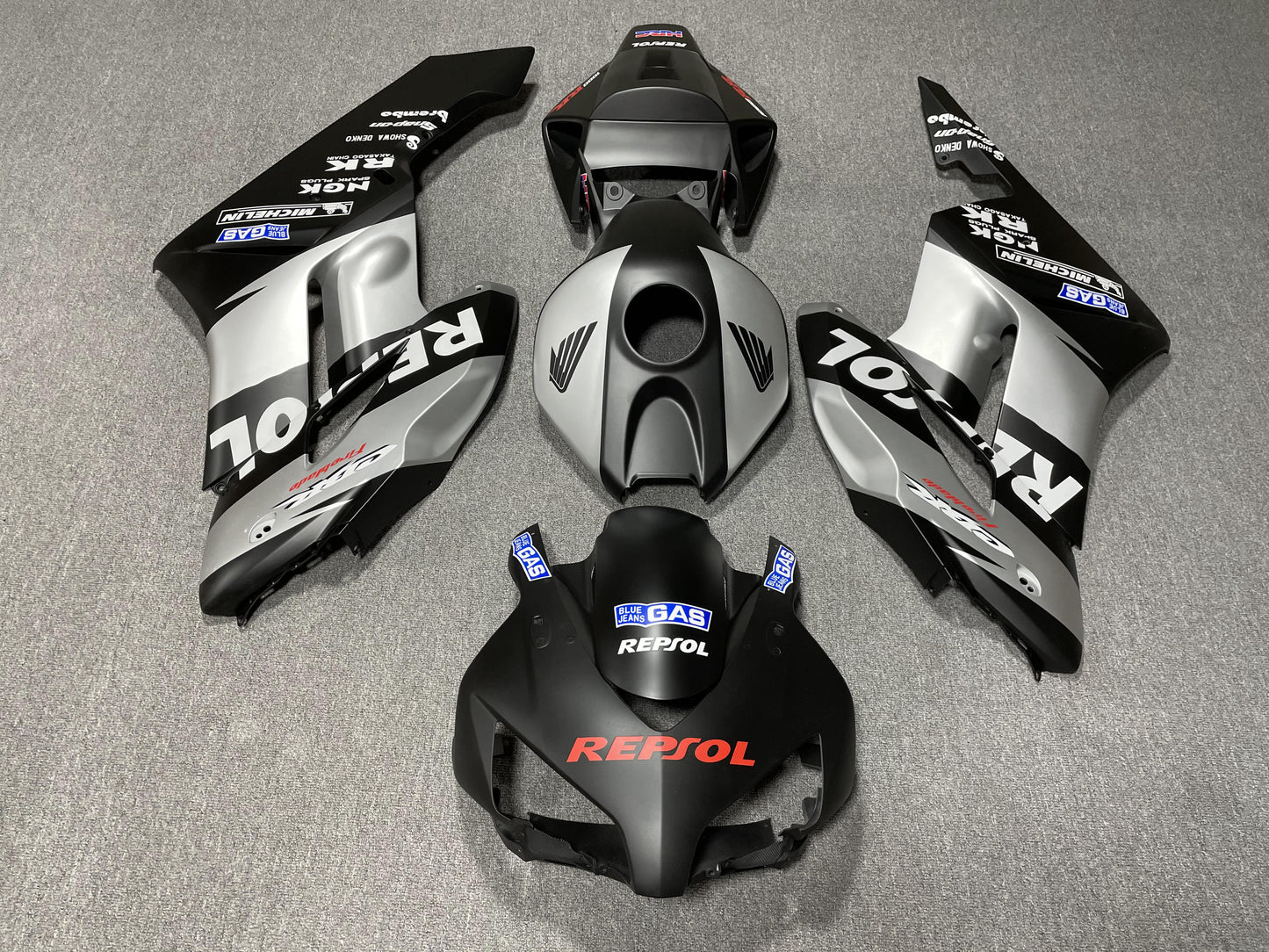 HONDA CBR1000RR FAIRING KIT 04 - 05