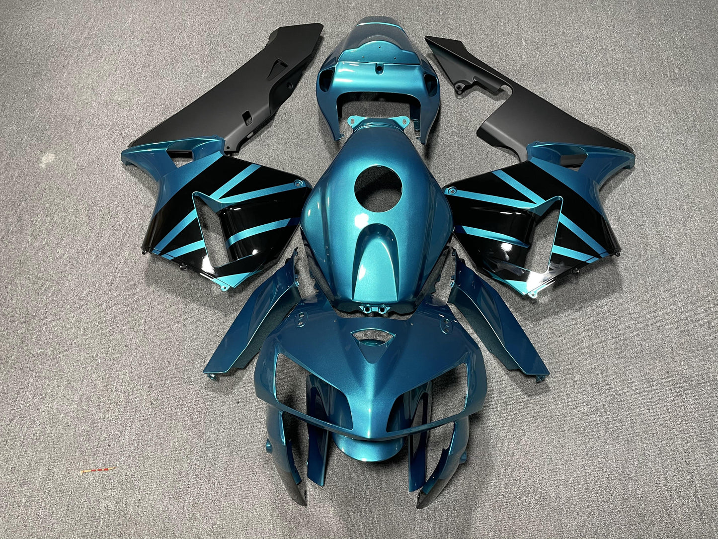HONDA CBR600RR FAIRING KIT 05 - 06