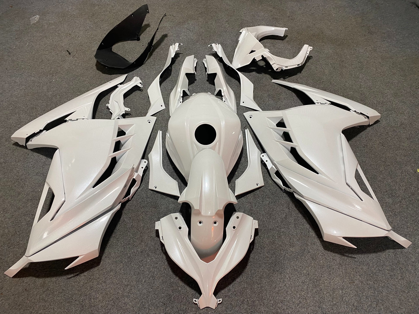 KAWASAKI NINJA 300 FAIRING KIT 13 - 22