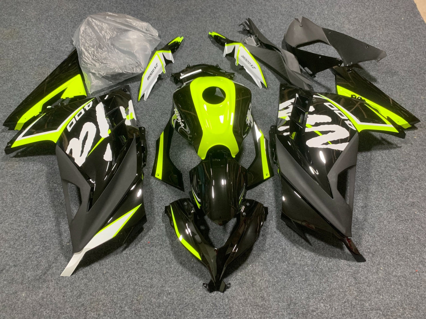 KAWASAKI NINJA 300 FAIRING KIT 13 - 22
