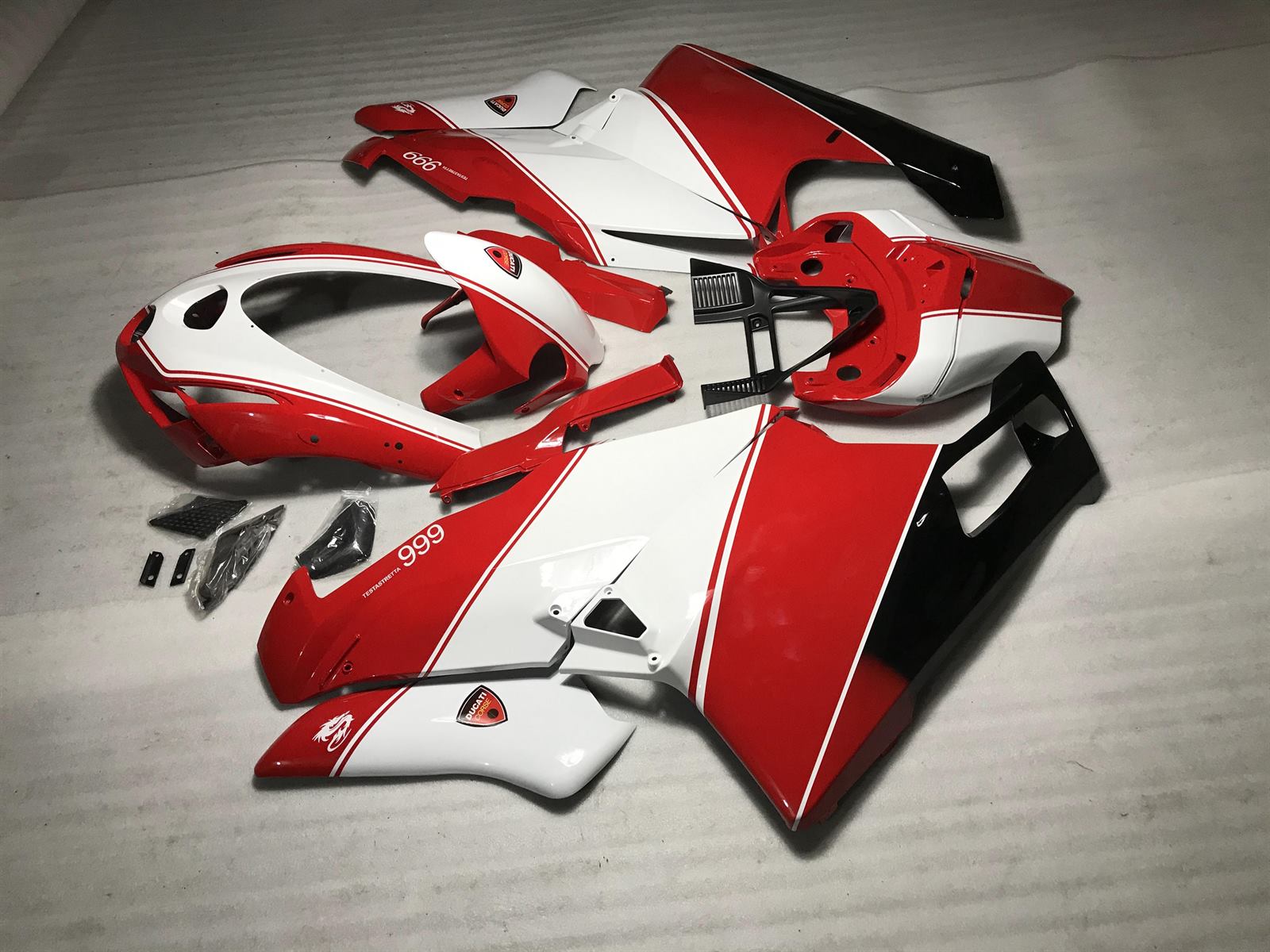 DUCATI 999 03-04 Fairing Kit - Red & White