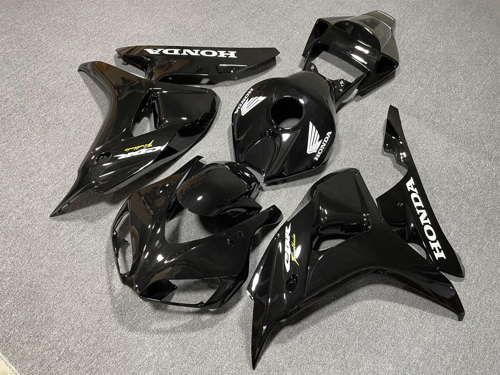 HONDA CBR1000RR 06-07 Fairing Kit - Gloss Black