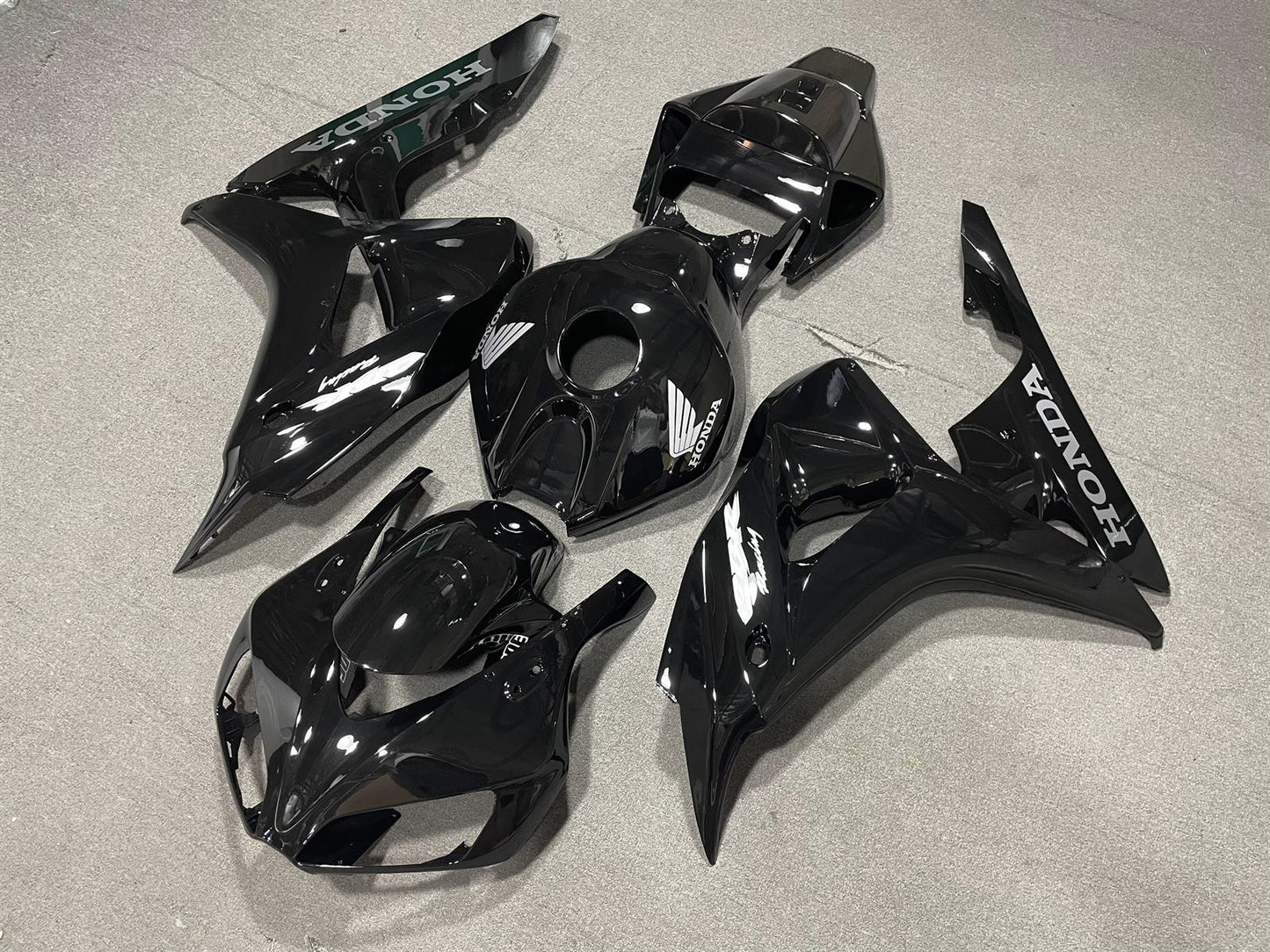 HONDA CBR1000RR 06-07 Fairing Kit - Gloss Black & Grey