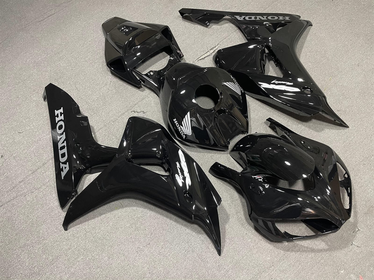 HONDA CBR1000RR 06-07 Fairing Kit - Gloss Black & Grey