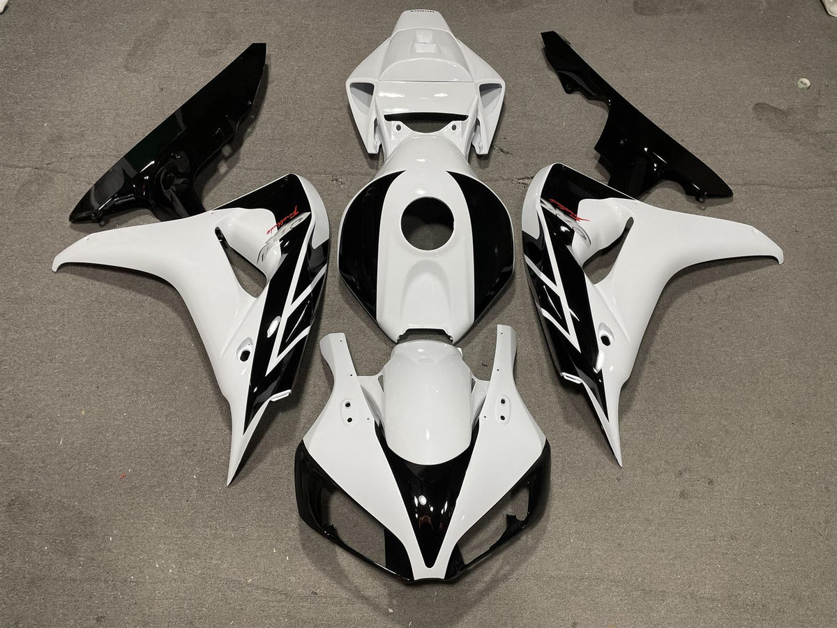 HONDA CBR1000RR 06-07 Fairing Kit - White & Black