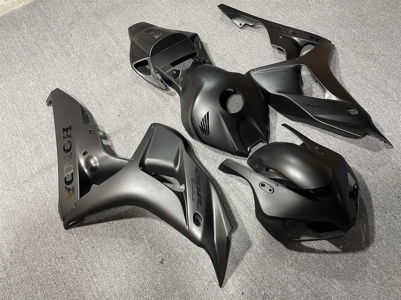 HONDA CBR1000RR 06-07 Fairing Kit - Matte Grey