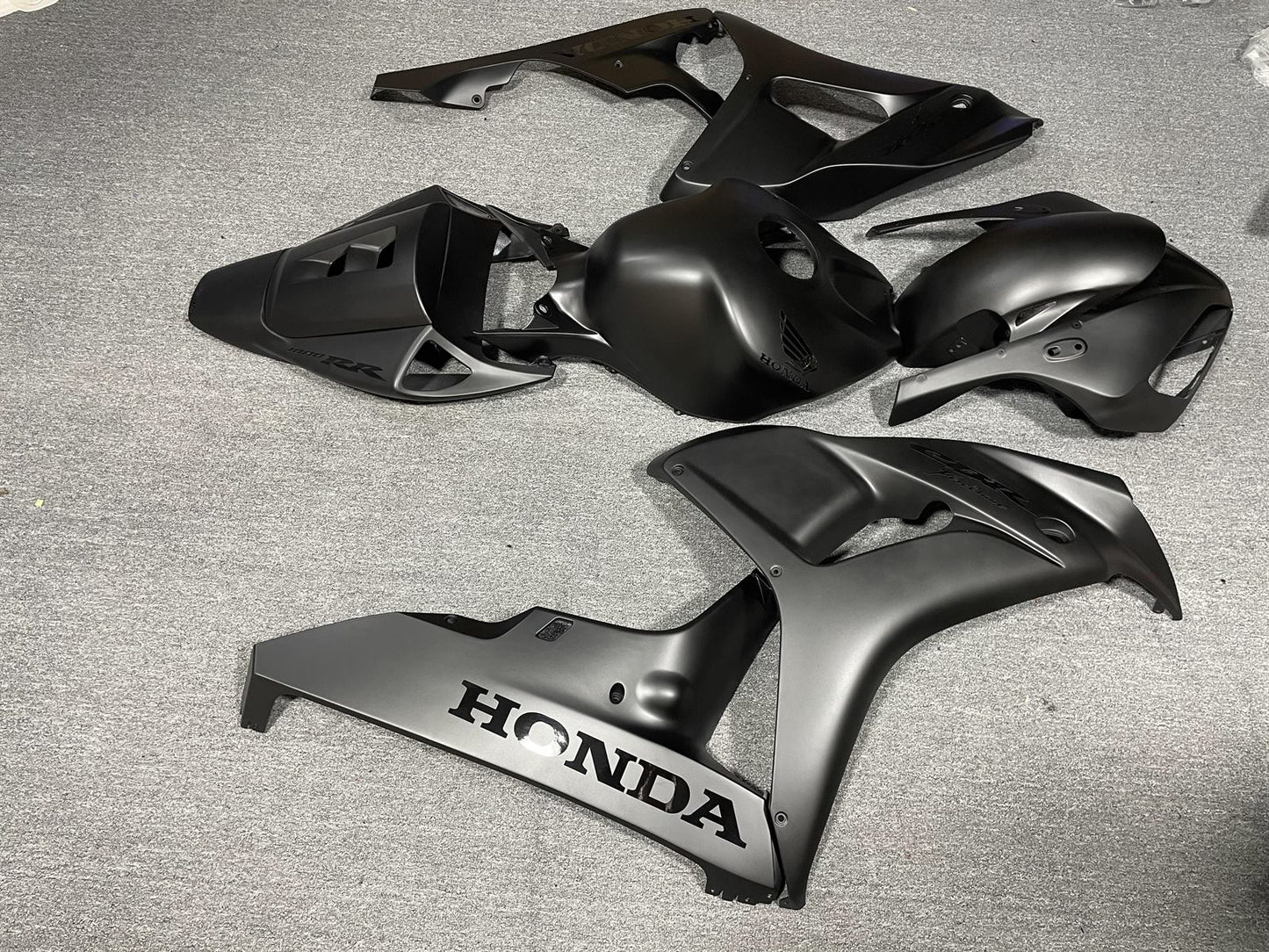 HONDA CBR1000RR 06-07 Fairing Kit - Matte Grey