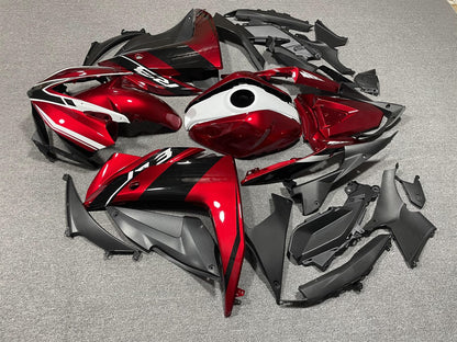 YAMAHA Y-R25 R3 14-18 Fairing Kit - Candy Red & Black