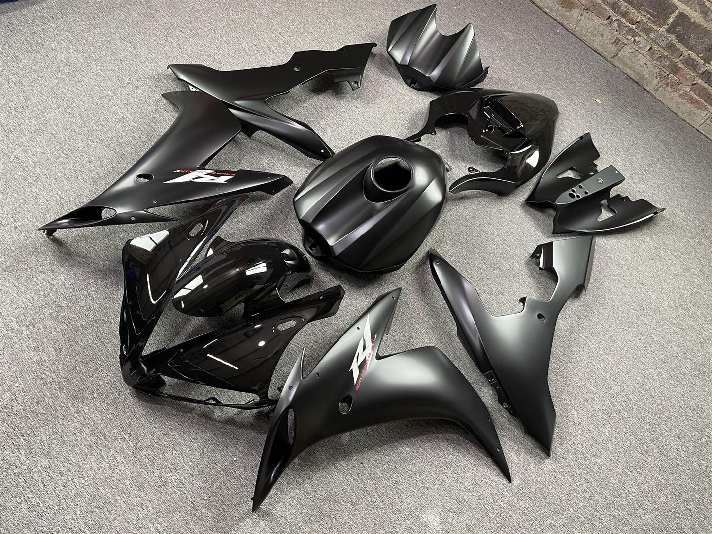 YAMAHA YZF R1 04-06 Fairing Kit - Matte Black
