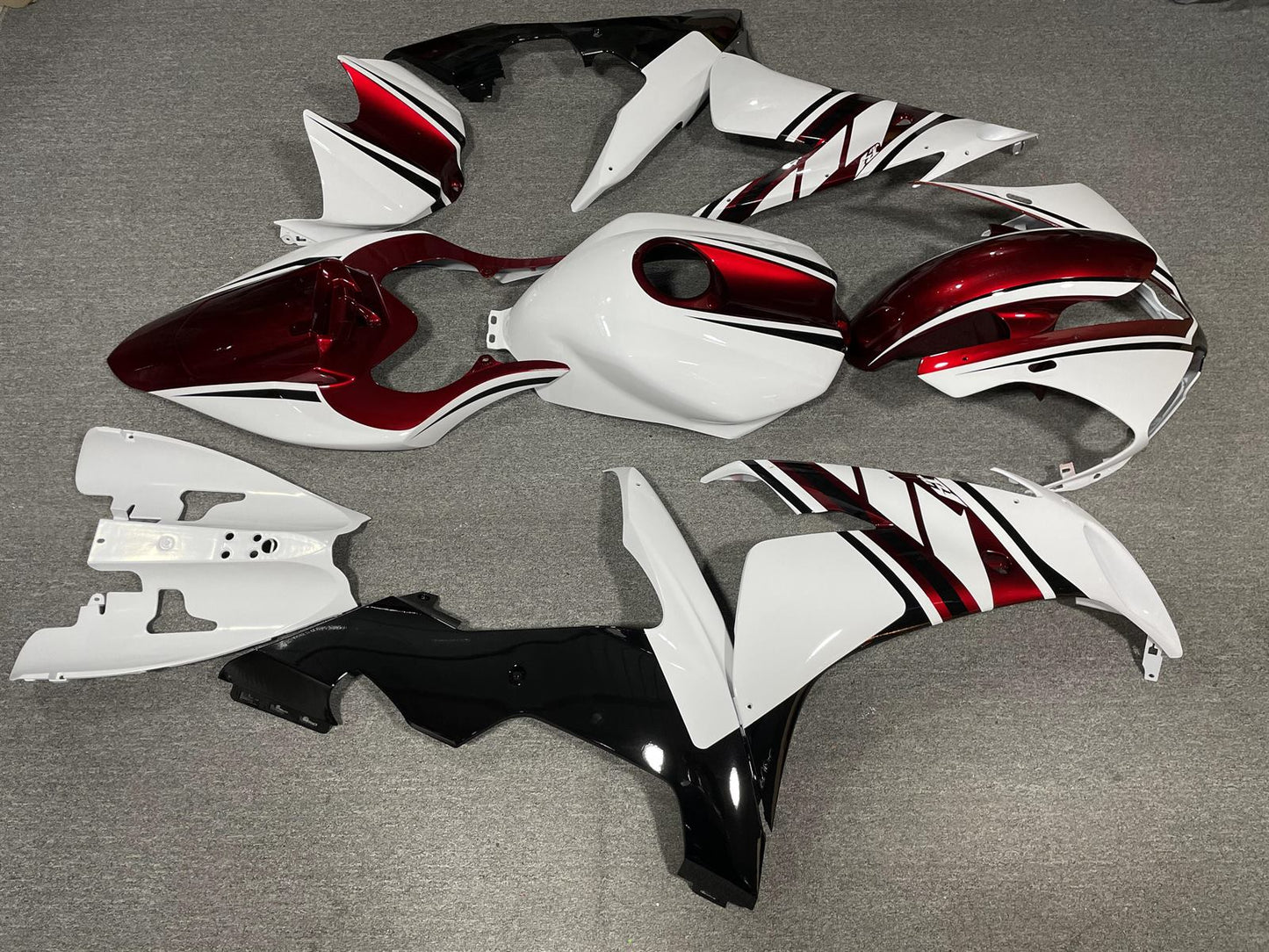 YAMAHA YZF R1 04-06 Fairing Kit - White Red & Black