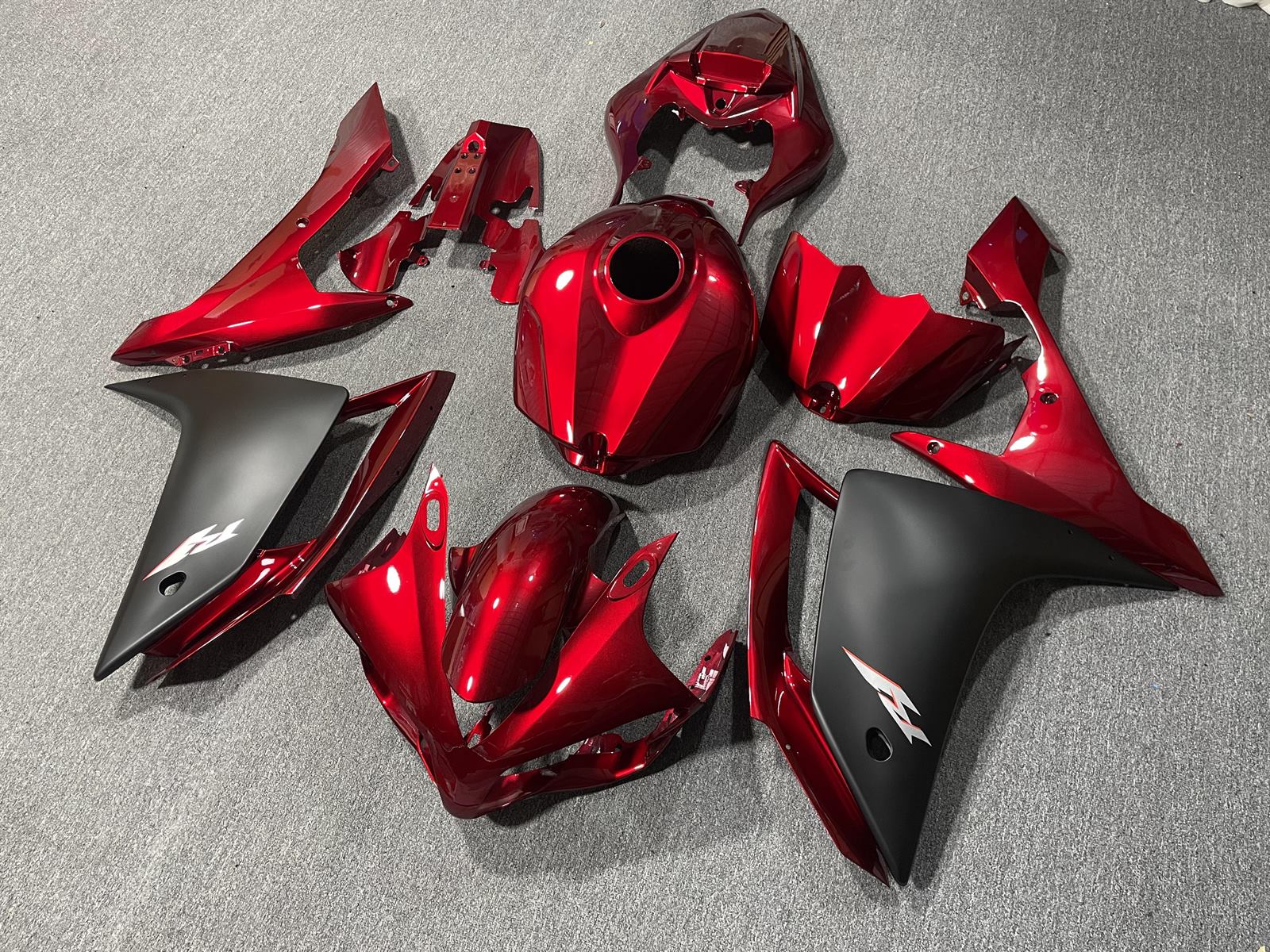 YAMAHA YZF R1 07-08 Fairing Kit - Candy Red & Grey