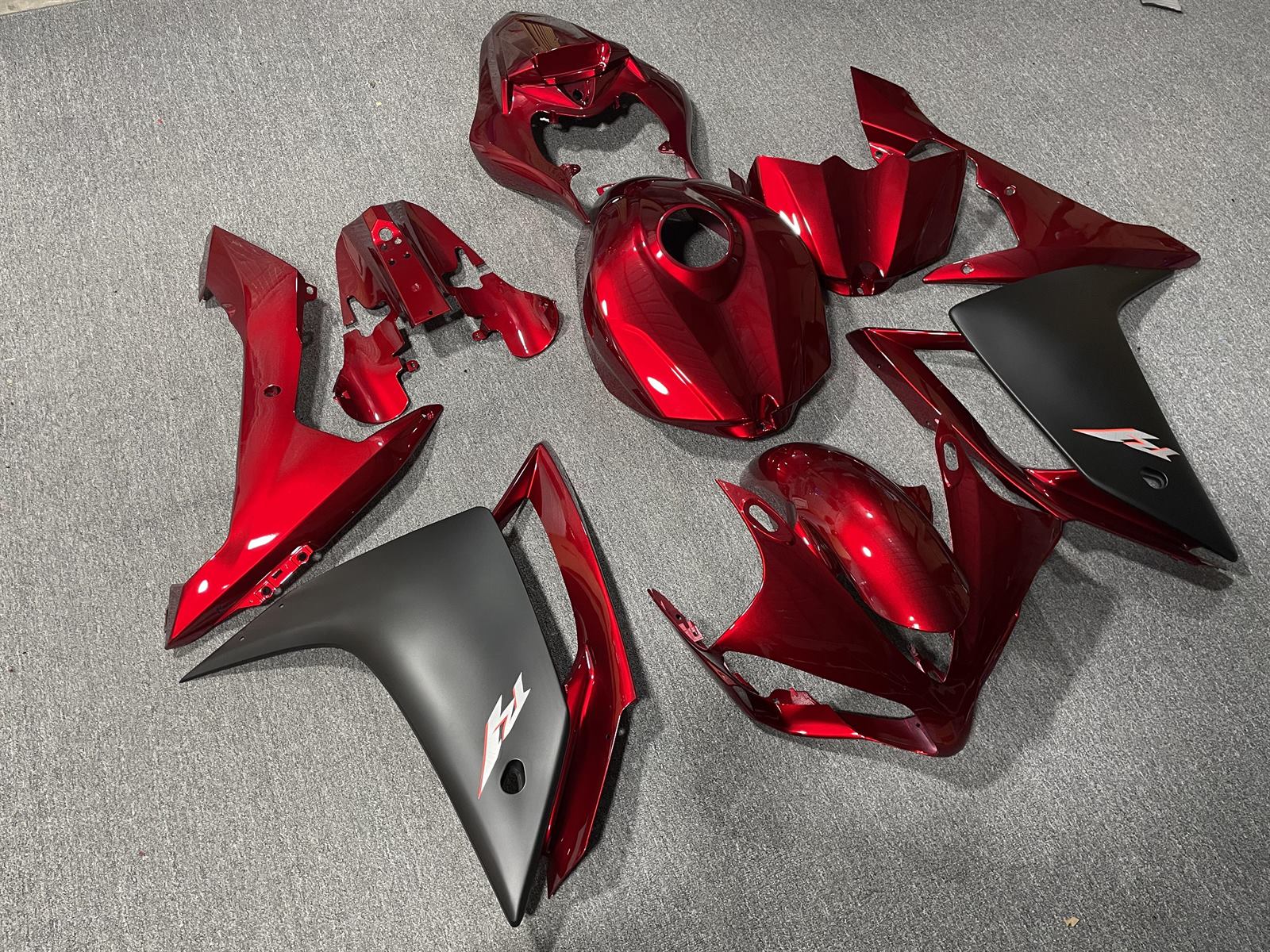 YAMAHA YZF R1 07-08 Fairing Kit - Candy Red & Grey