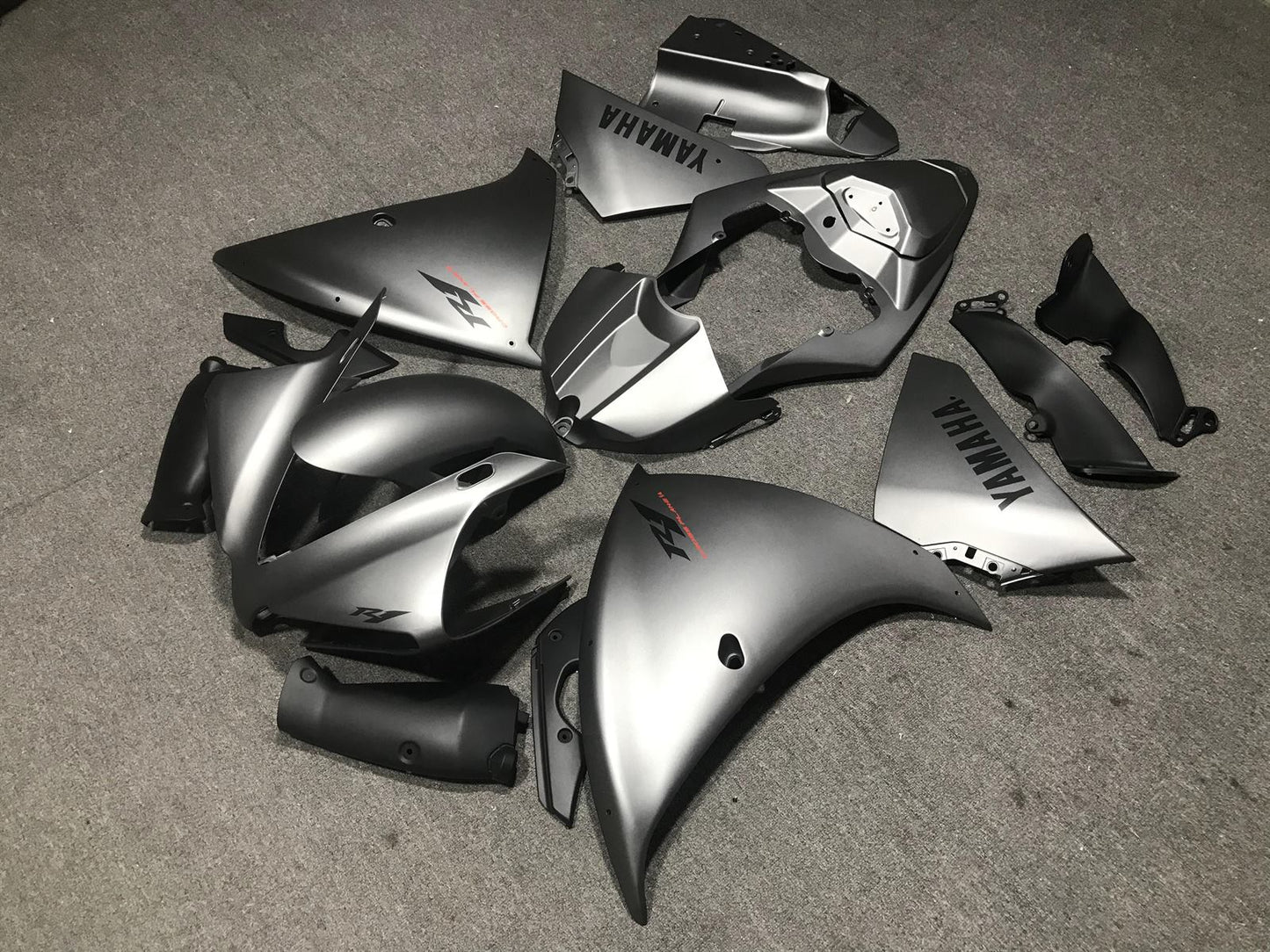YAMAHA YZF R1 12-14 Fairing Kit - Matte Silver & Black