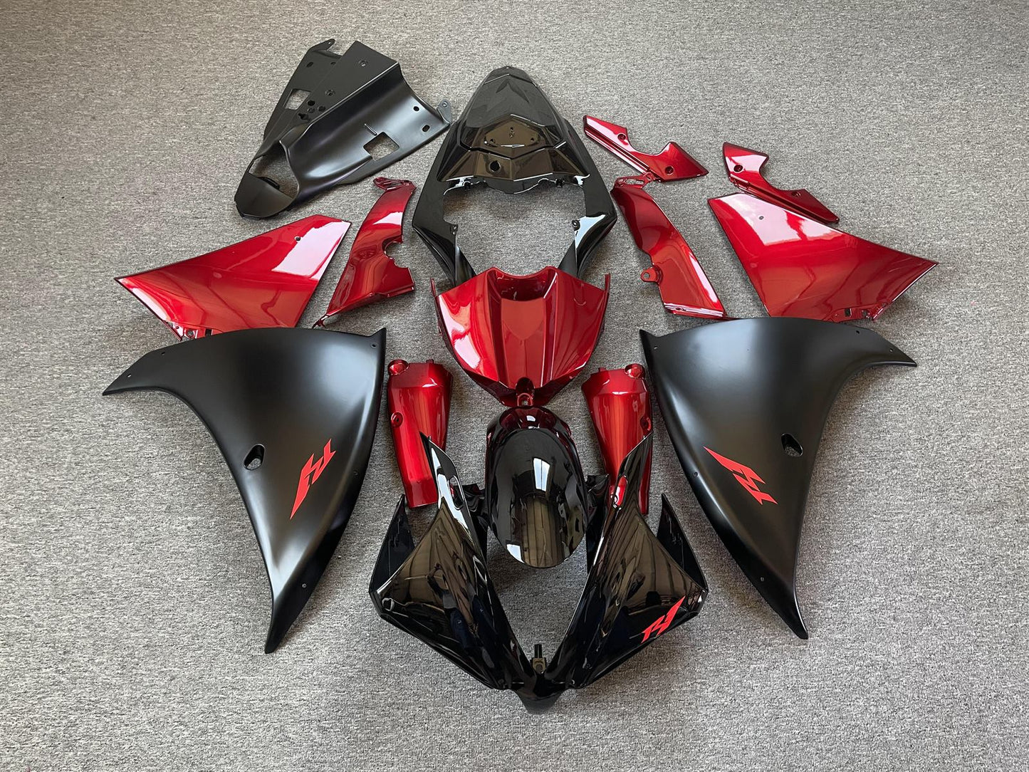 YAMAHA YZF R1 12-14 Fairing Kit - Candy Red & Matte Black