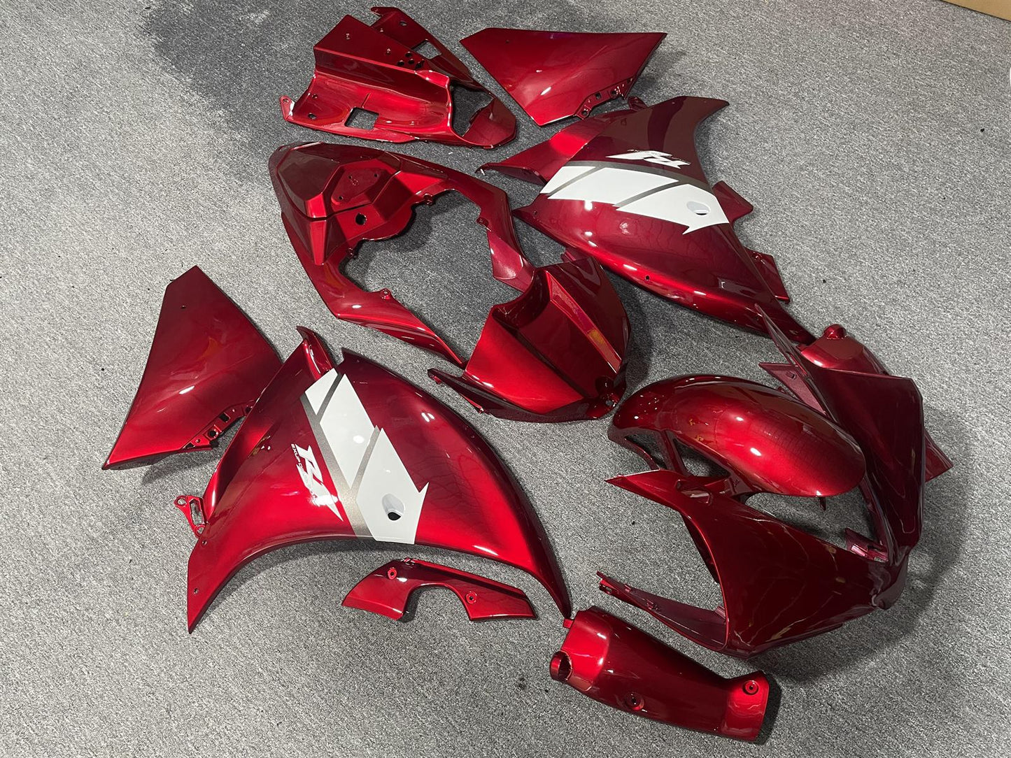 YAMAHA YZF R1 12-14 Fairing Kit - Candy Red & White