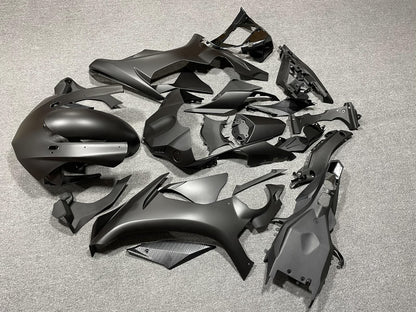 YAMAHA YZF R1 15-19 Fairing Kit - Matte Black