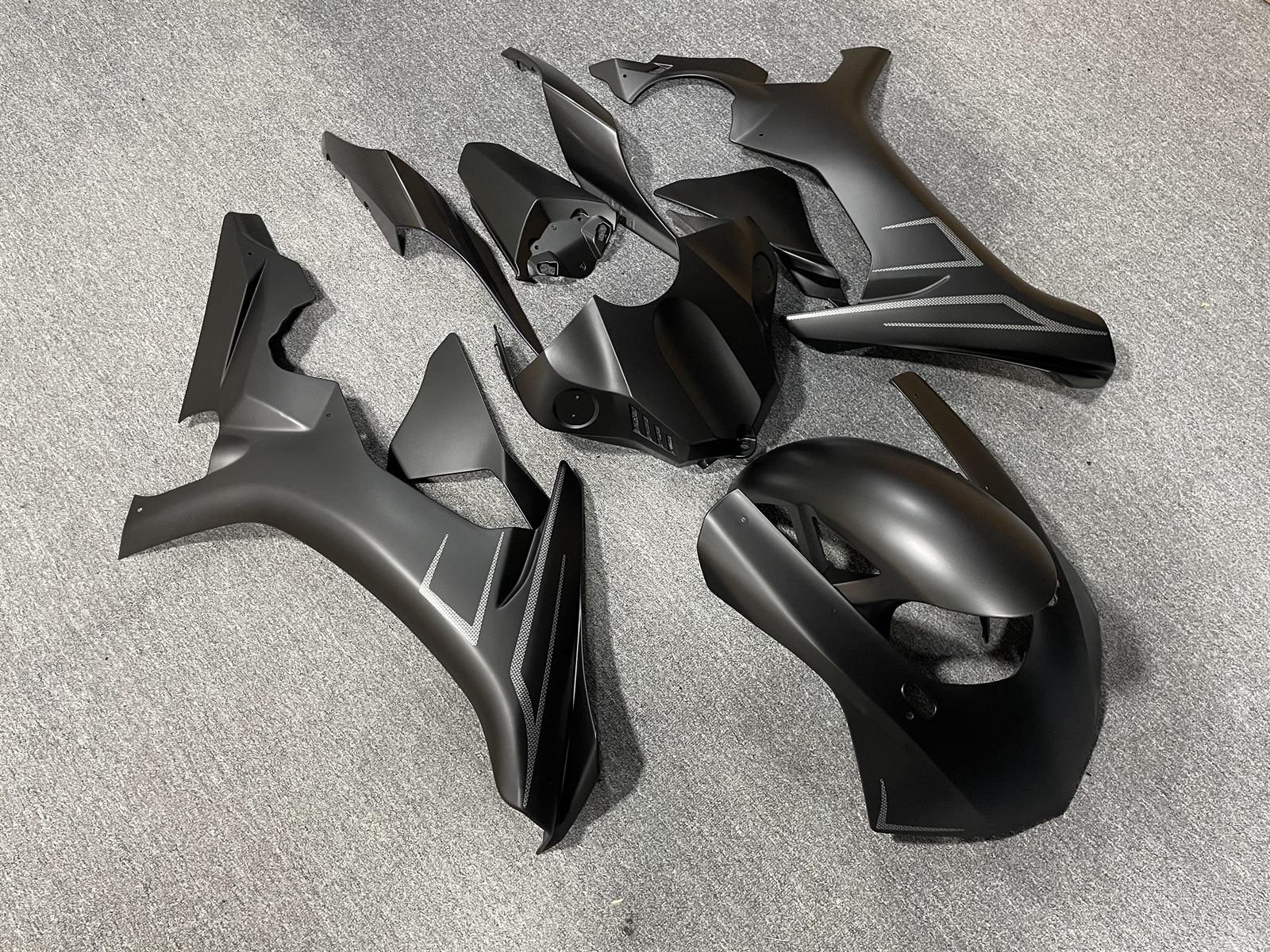 YAMAHA YZF R1 15-19 Fairing Kit - Matte Grey