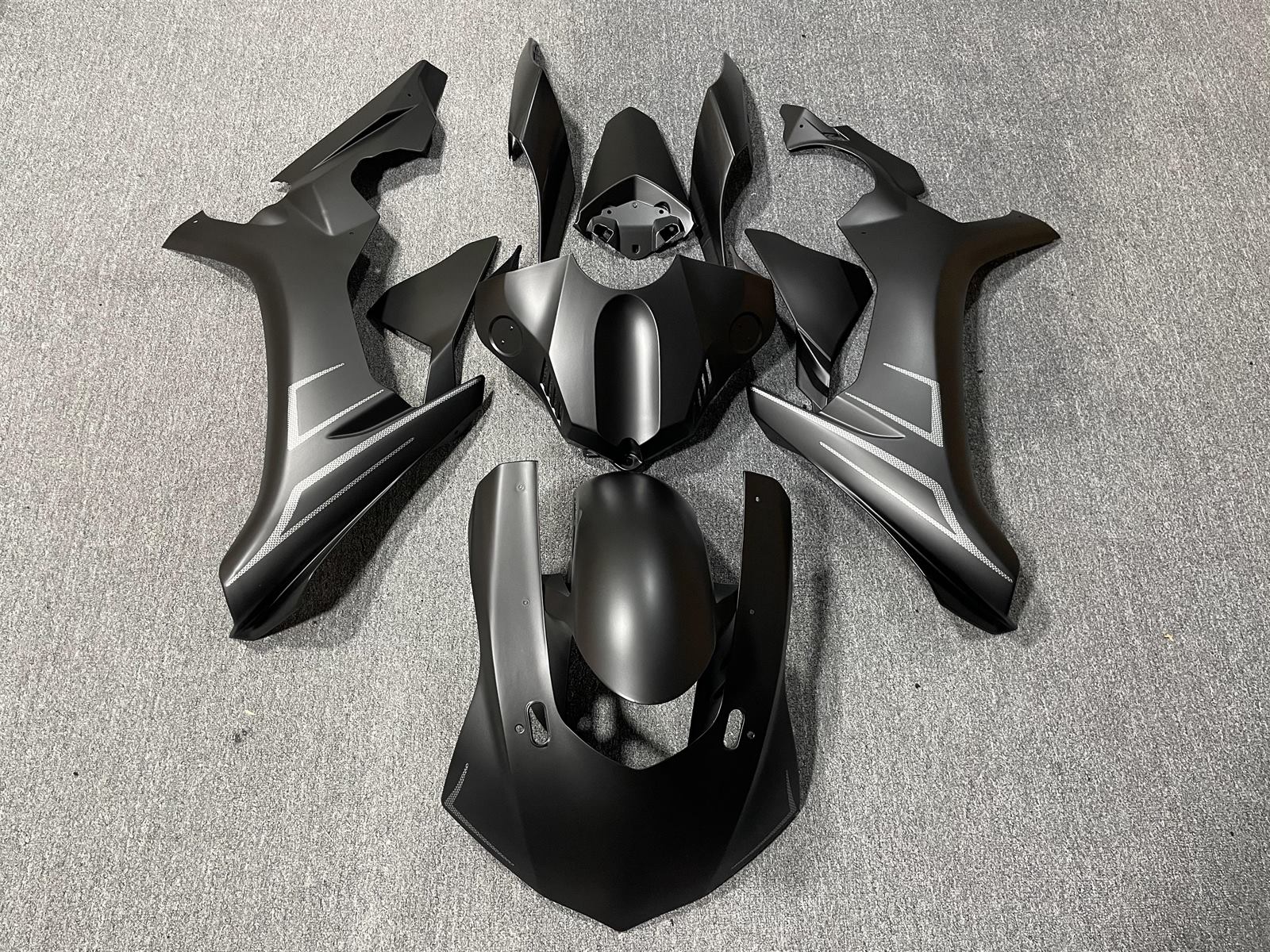 YAMAHA YZF R1 15-19 Fairing Kit - Matte Grey
