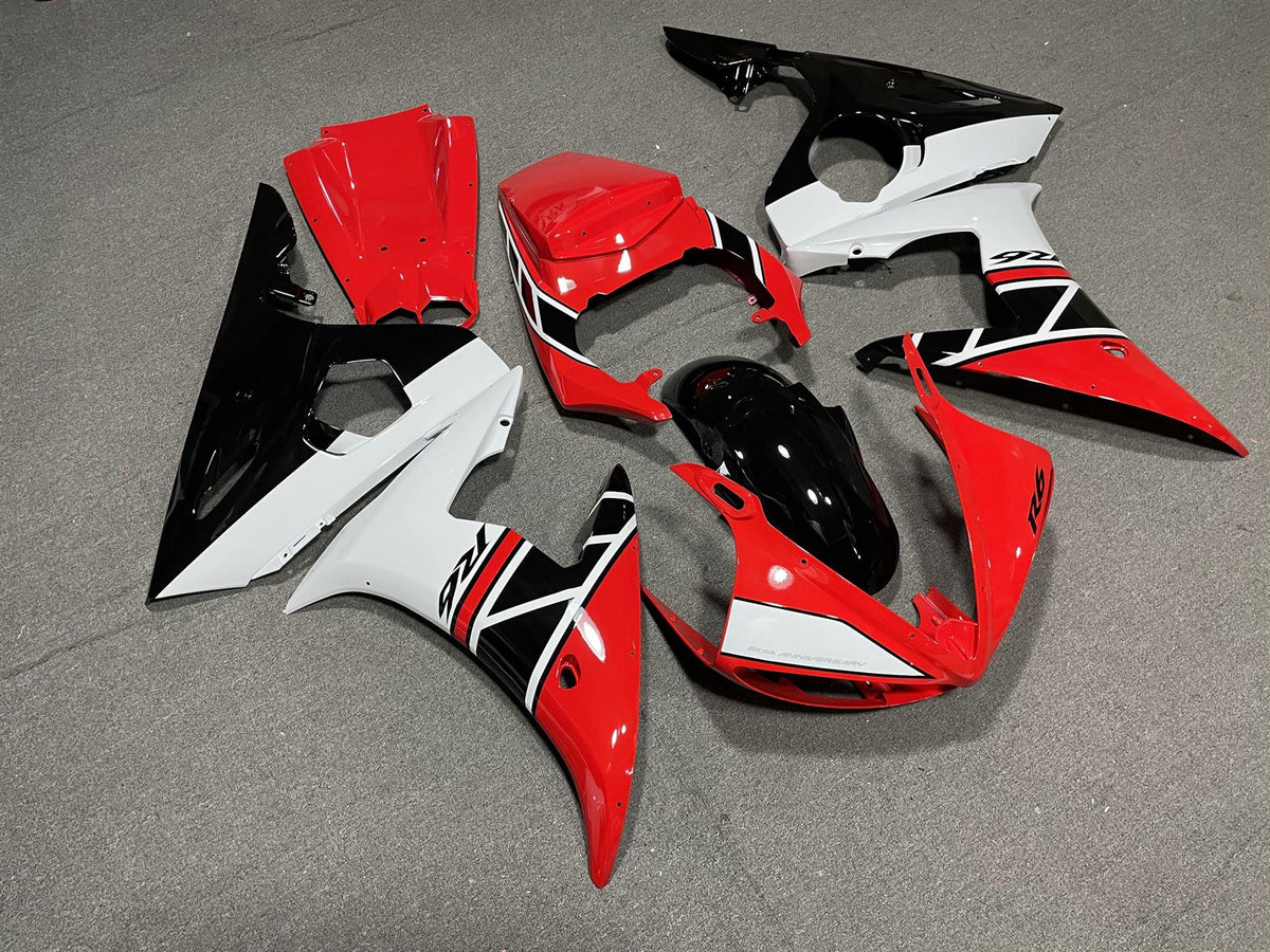 YAMAHA YZF R6 03-04 Fairing Kit - Red White & Black