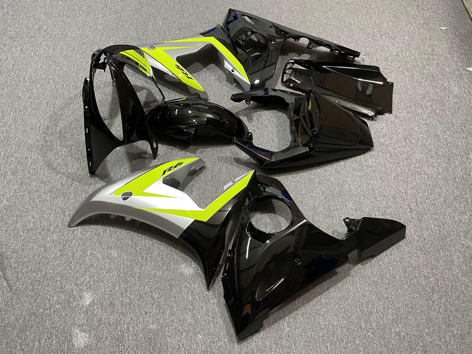 YAMAHA YZF R6 03-04 Fairing Kit - Black & Fluoro Yellow
