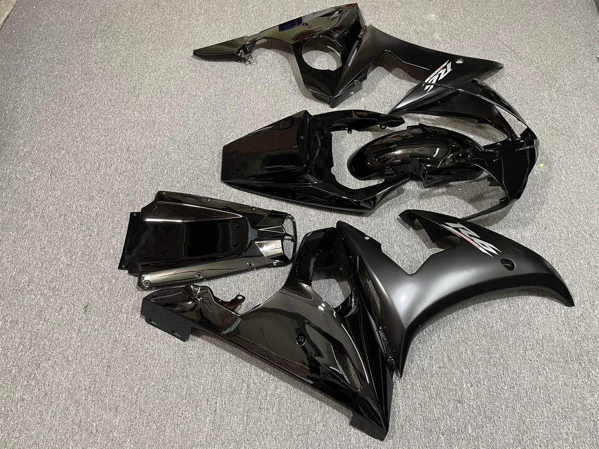 YAMAHA YZF R6 03-04 Fairing Kit - Gloss Black
