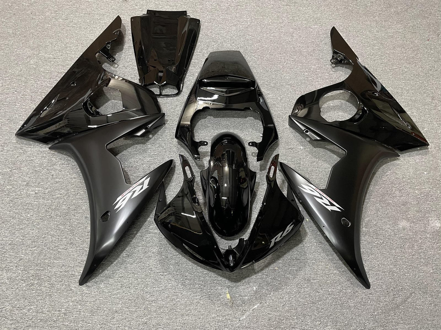 YAMAHA YZF R6 03-04 Fairing Kit - Gloss Black