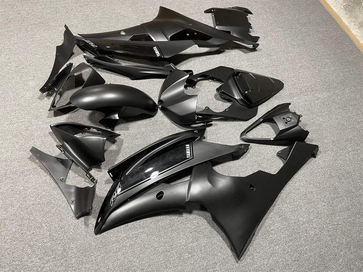 YAMAHA YZF R6 08-16 Fairing Kit - Matte Black