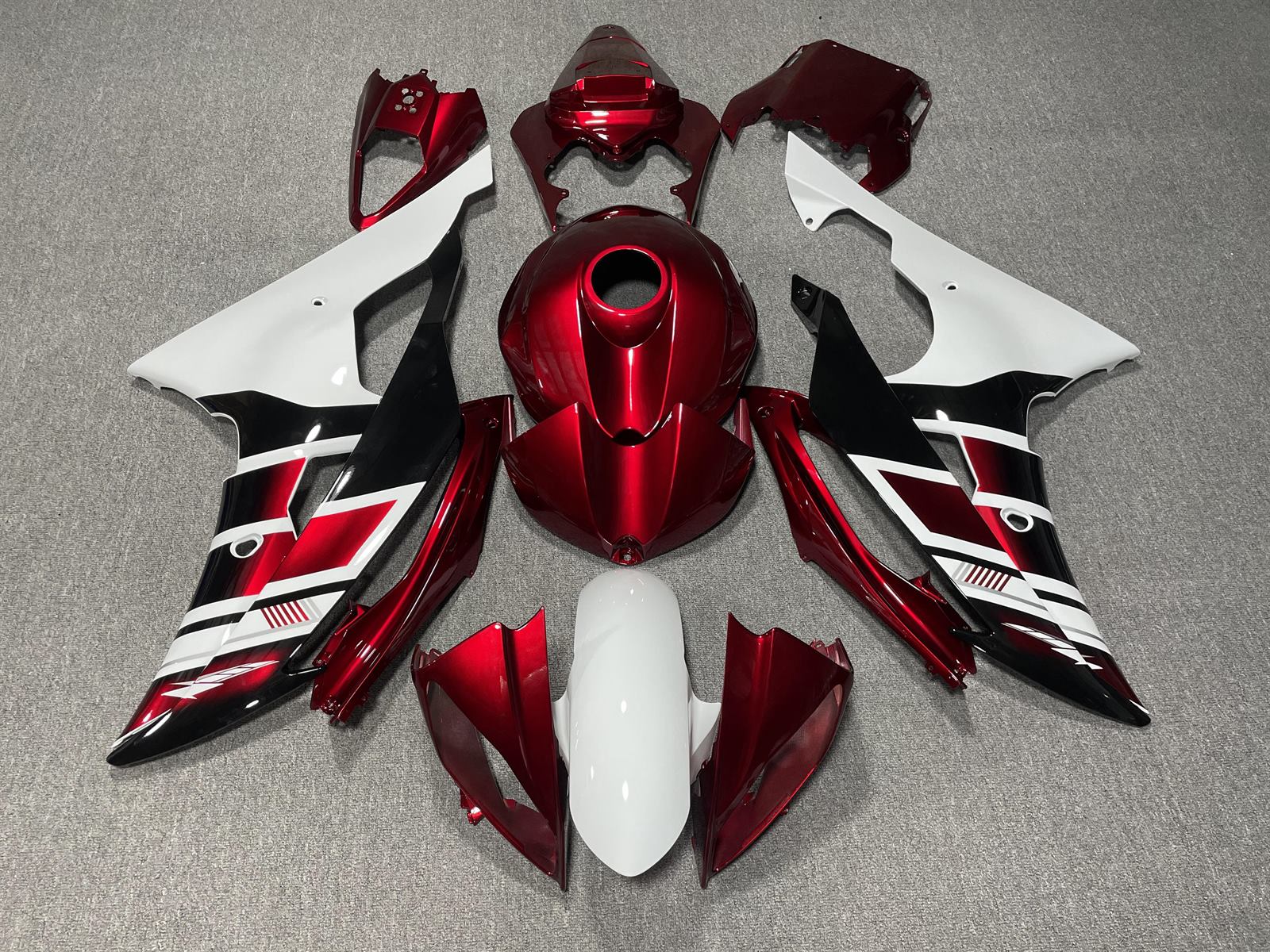 YAMAHA YZF R6 08-16 Fairing Kit - Candy Red White & Black