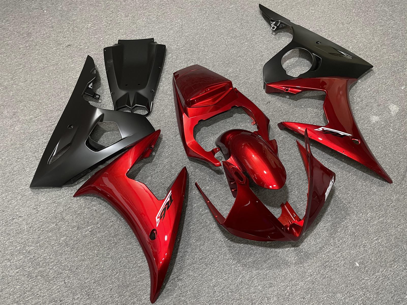 YAMAHA YZF R6 2005 Fairing Kit - Candy Red & Black