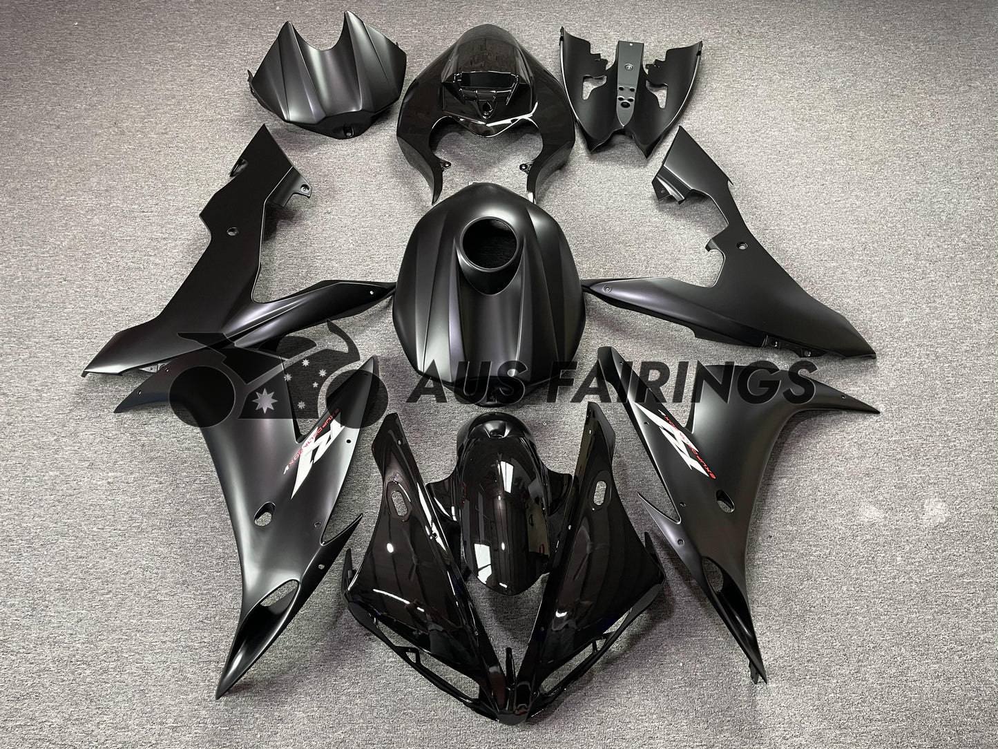 Yamaha R1 Fairing Kit 04 - 06